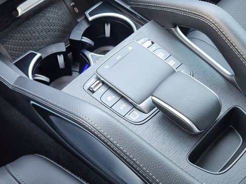 Certified 2025 Mercedes-Benz GLE 350 4MATIC image 21