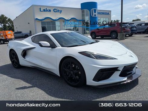 Used 2020 Chevrolet Corvette Stingray Preferred Cpe w/ 2LT Preferred Equipment Group RWD image 1