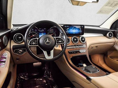 Certified 2020 Mercedes-Benz GLC 300 4MATIC image 20