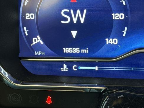 Used 2024 Chevrolet Silverado 1500 LT Trail Boss w/ LT Trail Boss Premium Package image 22