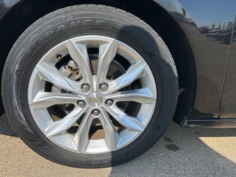 Used 2024 Chevrolet Malibu LT image 9