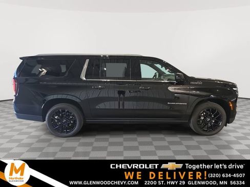 Used 2025 Chevrolet Suburban High Country AWD/4WD image 1