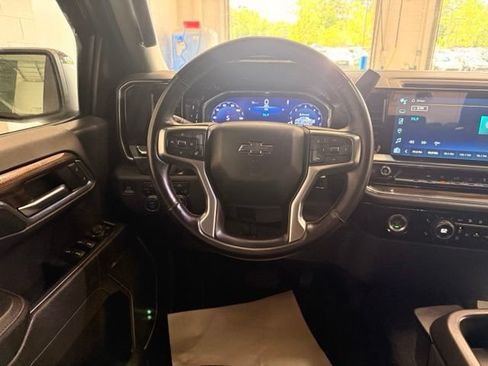 Used 2023 Chevrolet Silverado 1500 RST AWD/4WD image 20