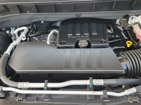 Used 2026 Chevrolet Silverado 1500 Custom w/ Turbomax Blackout Package RWD image 12