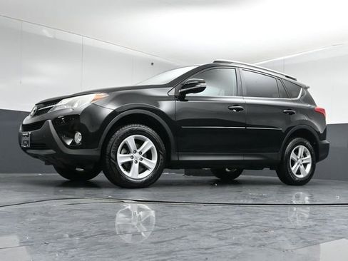 Used 2014 Toyota RAV4 XLE FWD image 38