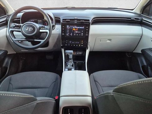 Used 2024 Hyundai Tucson SEL FWD image 16