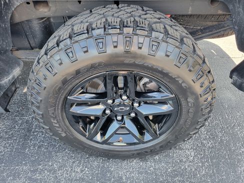 Certified 2023 Chevrolet Silverado 1500 LT Trail Boss AWD/4WD image 40