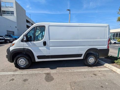 Used 2024 RAM ProMaster 3500 w/ Convenience Group image 5