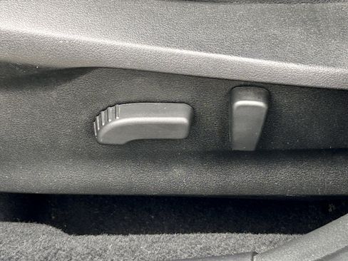 Used 2023 Subaru Crosstrek 2.5i Limited image 20