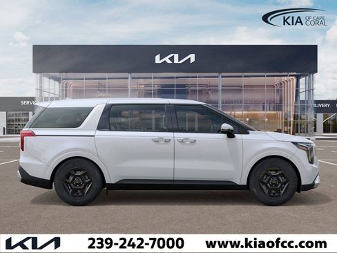 New 2026 Kia Carnival image 7