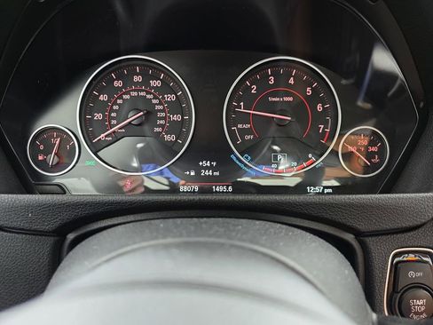 Used 2018 BMW 330i xDrive Sedan w/ M Sport Package image 21