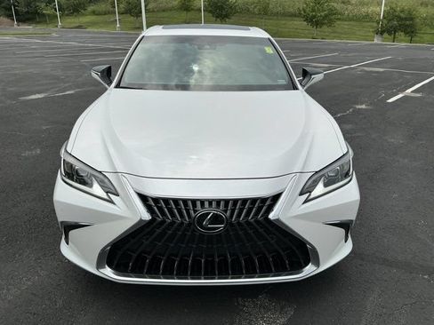 Used 2024 Lexus ES 350 w/ Premium Package FWD image 8