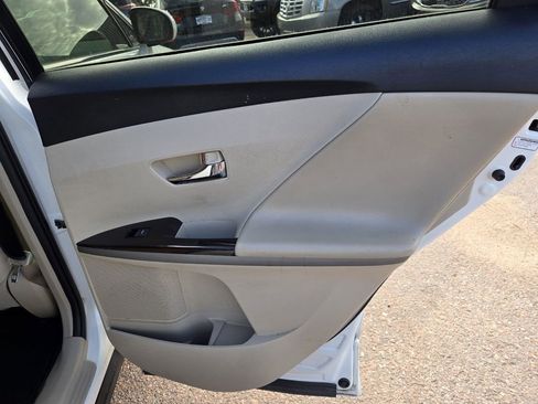 Used 2009 Toyota Venza image 21