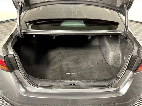 Used 2024 Nissan Altima 2.5 S FWD image 35