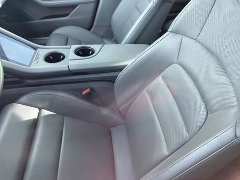 Used 2021 Porsche Taycan 4S AWD/4WD image 6
