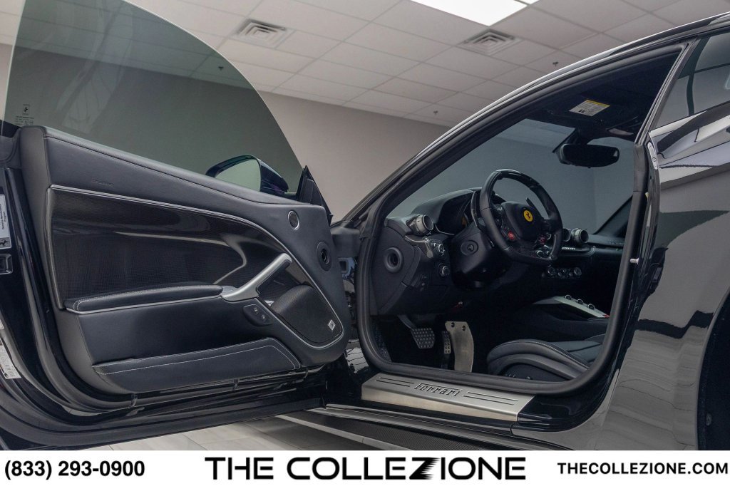 Used 2014 Ferrari F12 Berlinetta RWD image 35