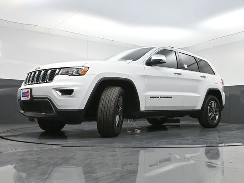 Used 2019 Jeep Grand Cherokee Limited image 27