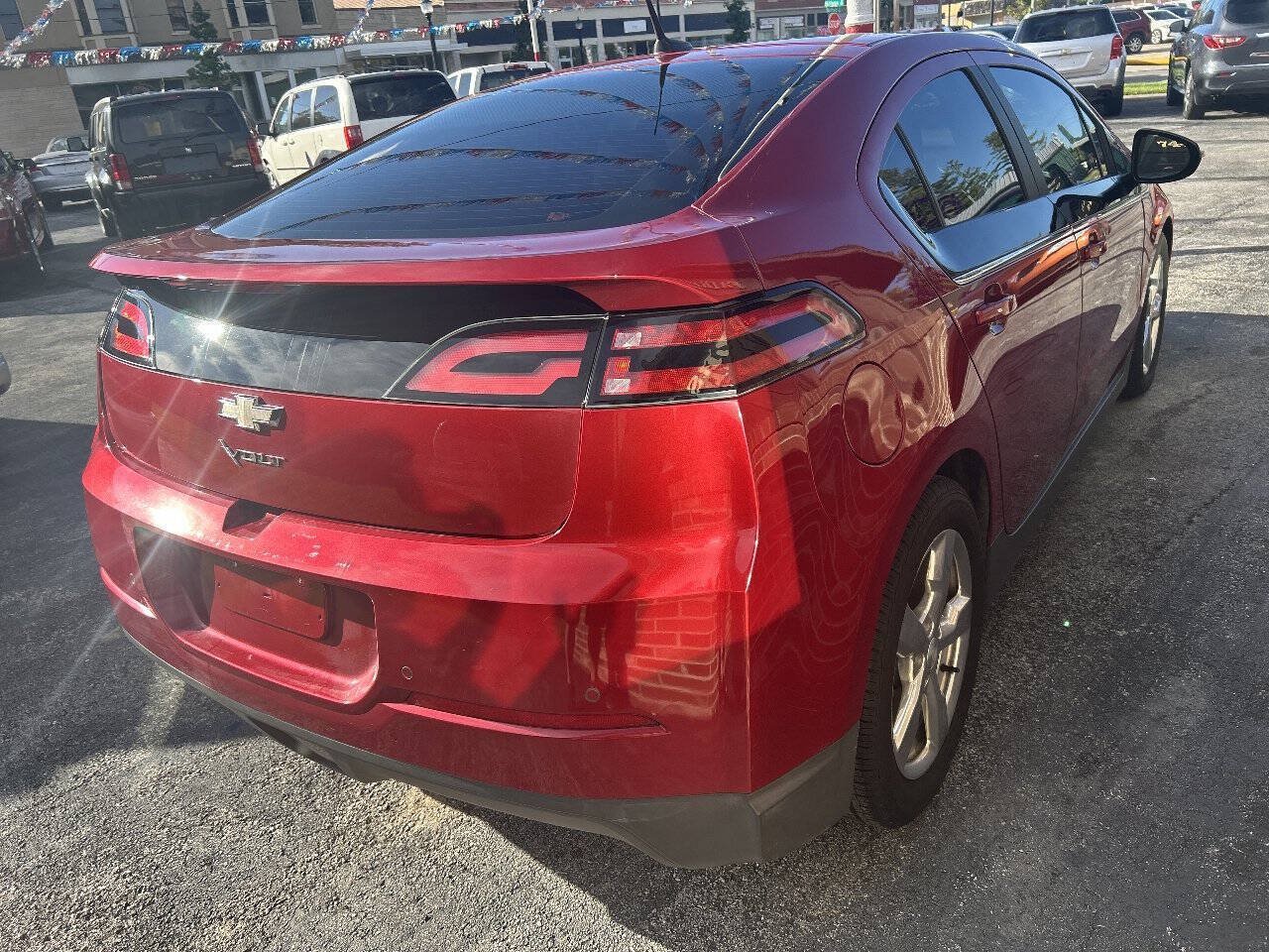 Used 2013 Chevrolet Volt Premium w/ Premium Trim Package FWD image 4