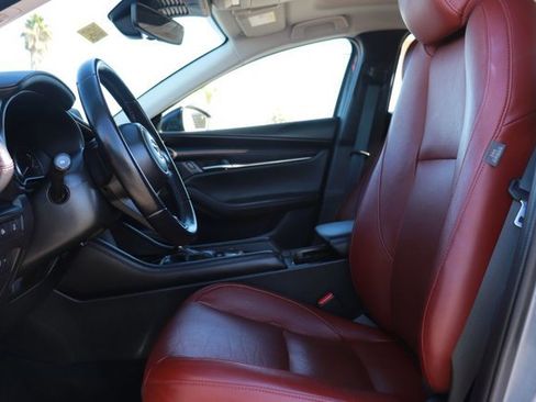 Used 2025 MAZDA MAZDA3 s image 10