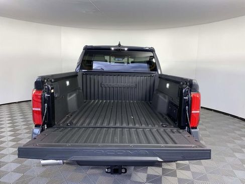 Used 2025 Toyota Tacoma Limited AWD/4WD image 8