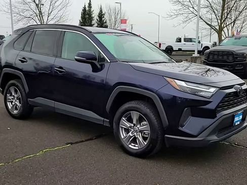 Used 2024 Toyota RAV4 XLE image 2