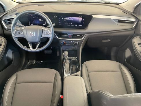 Used 2025 Buick Encore GX Preferred image 31