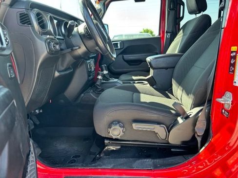 Used 2022 Jeep Gladiator Sport AWD/4WD image 10