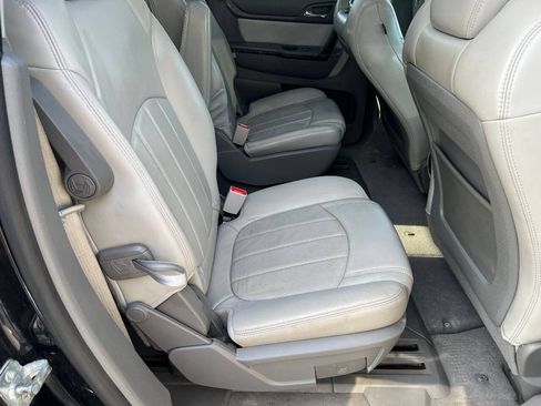 Used 2013 GMC Acadia SLT FWD image 27