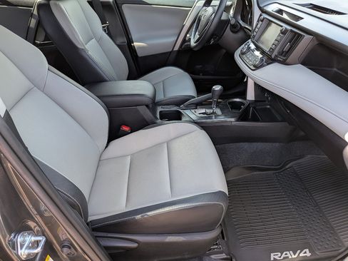Used 2017 Toyota RAV4 Platinum AWD/4WD image 11