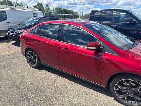 Used 2013 Ford Focus SE FWD image 8