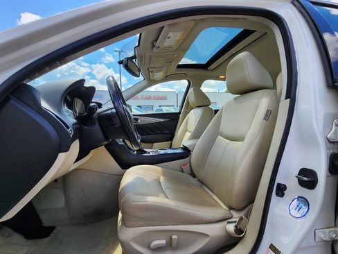 Used 2015 INFINITI Q50 Premium w/ Navigation Package AWD/4WD image 11