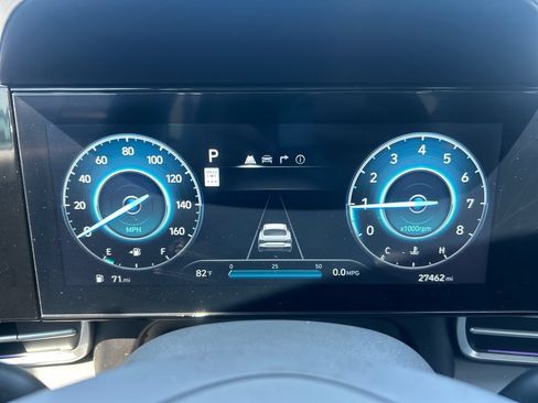 Used 2024 Hyundai Elantra SEL FWD image 18