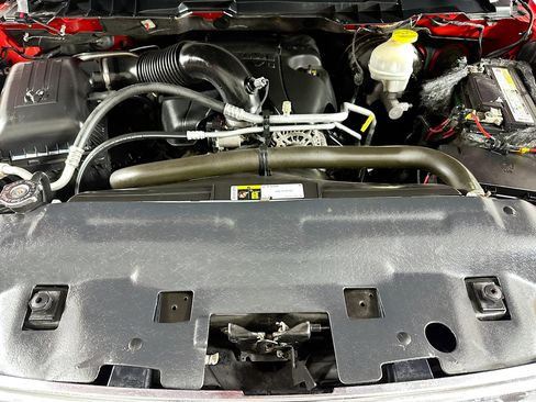 Used 2017 RAM 1500 Classic SLT image 27