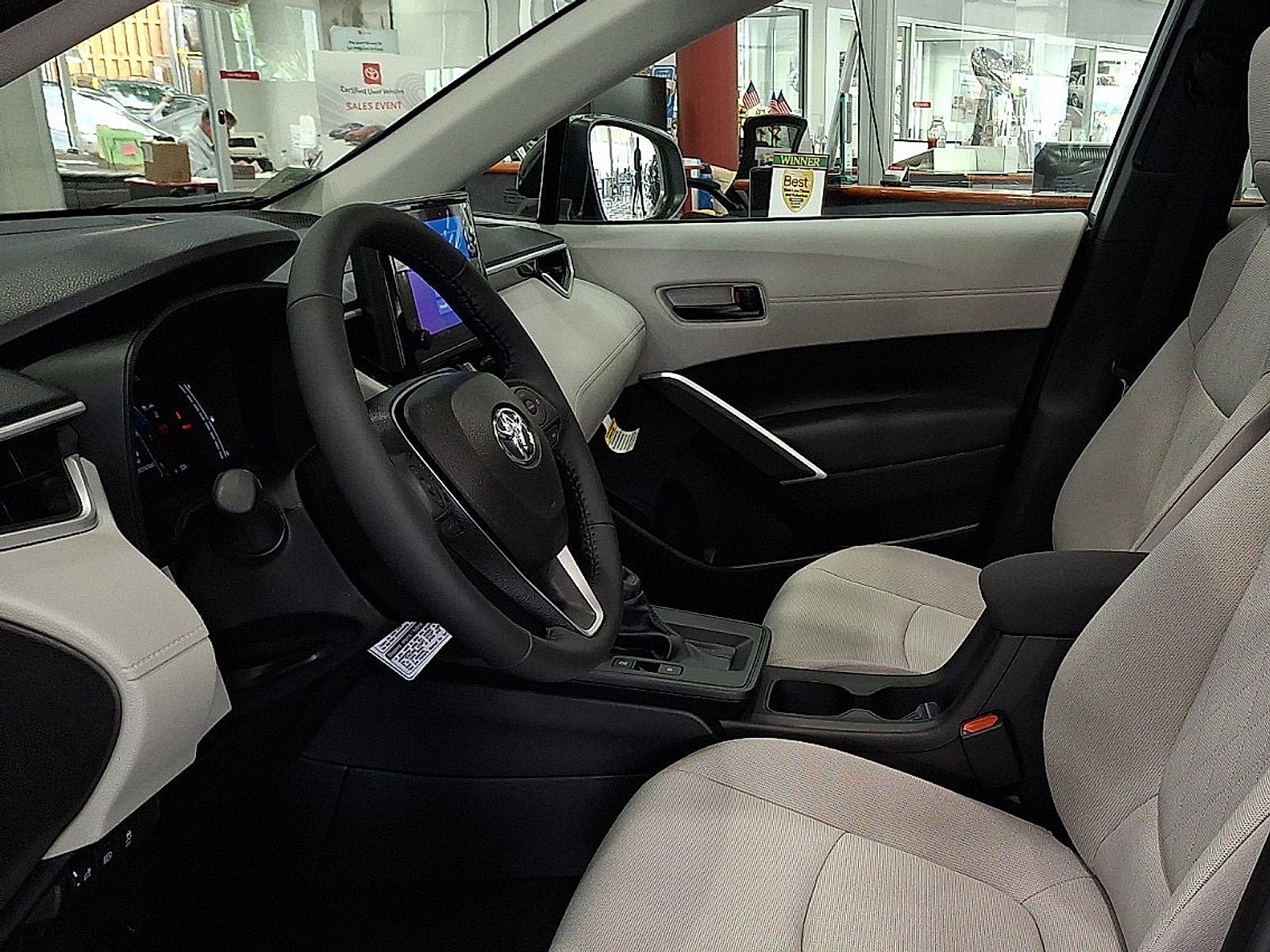 New 2026 Toyota Corolla Cross LE w/ Moonroof Package AWD/4WD image 9