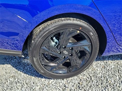 New 2026 Hyundai Elantra SEL Sport Premium image 23