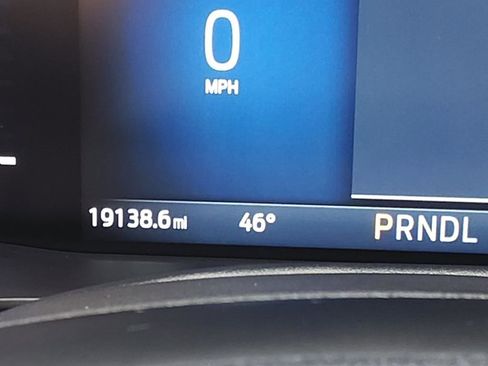 Used 2024 Ford Escape ST-Line image 19