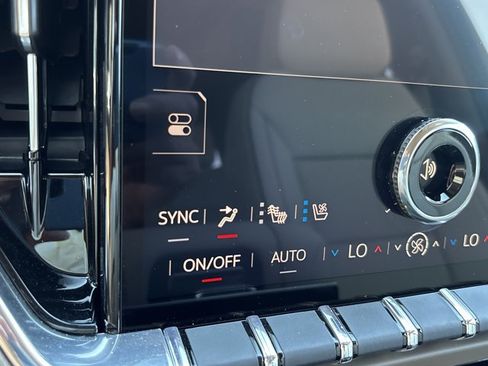 New 2026 GMC Yukon Denali w/ Denali Reserve Package AWD/4WD image 45