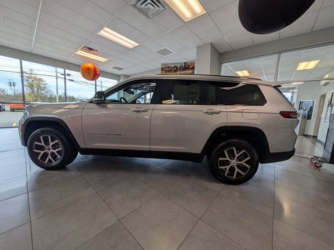 New 2024 Jeep Grand Cherokee L Limited AWD/4WD image 7