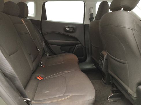 Used 2018 Jeep Compass Sport w/ Tech Group image 19