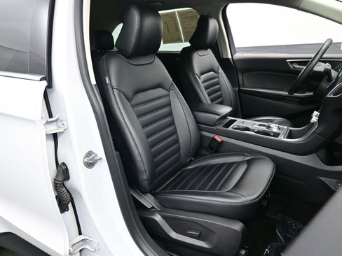 Used 2022 Ford Edge SEL image 15