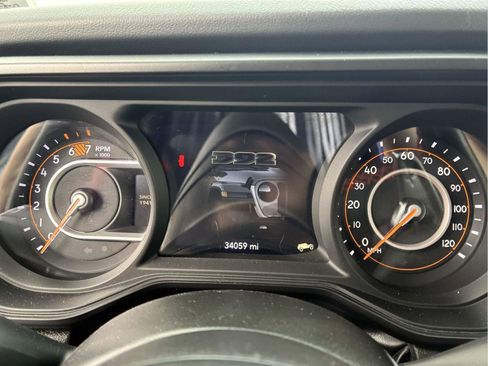 Used 2024 Jeep Wrangler Unlimited Rubicon 392 AWD/4WD image 12