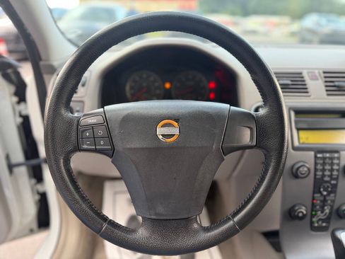 Used 2005 Volvo S40 2.4i FWD image 12