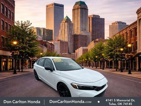 Used 2025 Honda Civic Sport image 1
