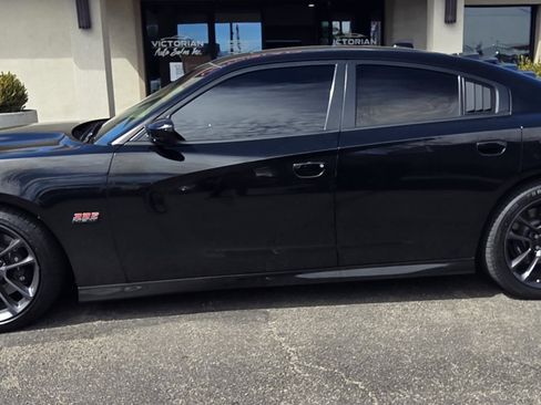 Used 2020 Dodge Charger Scat Pack w/ Plus Group RWD image 8