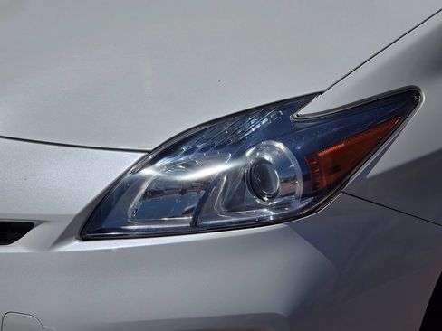 Used 2014 Toyota Prius Prime Advanced FWD image 6