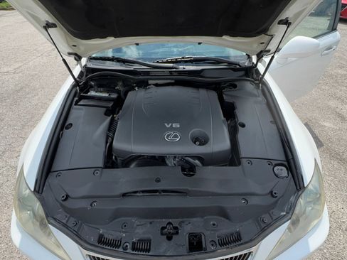 Used 2007 Lexus IS 250 RWD image 18