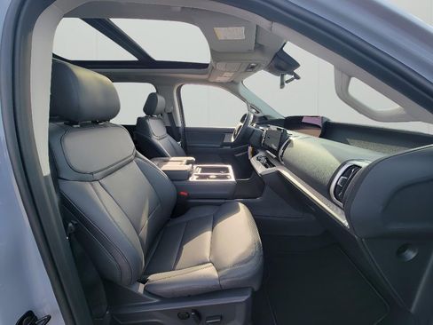 New 2026 Ford Expedition Max Active image 38