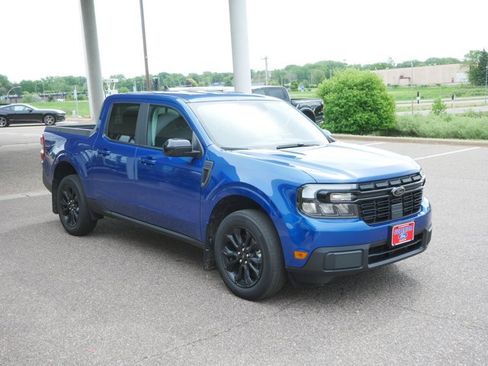 Certified 2023 Ford Maverick Lariat w/ Lariat Luxury Package FWD image 3