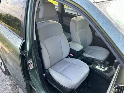 Used 2018 Subaru Forester 2.5i AWD/4WD image 16