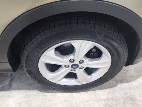 Used 2013 Ford Escape SE image 27